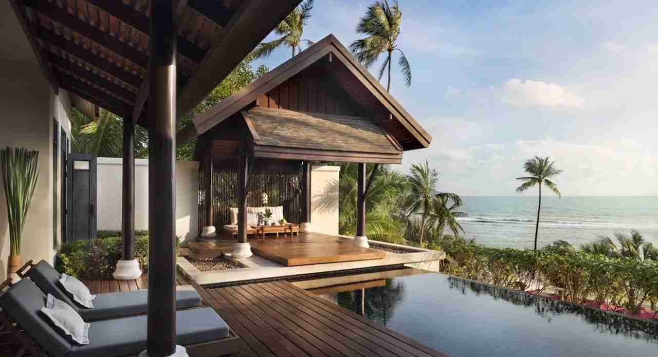beautiful infinity pool with sea view at Anantara Lawana luxury villa in Koh Samui
