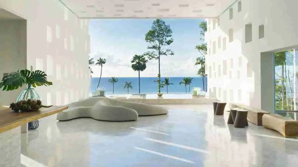 big lobby with sea view at a luxury hotel in Thailand