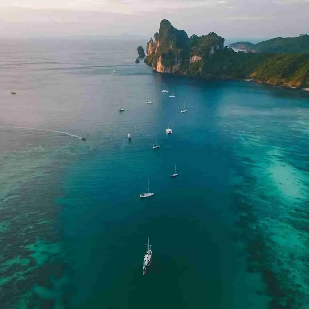 boat tour in Phuket Thailand