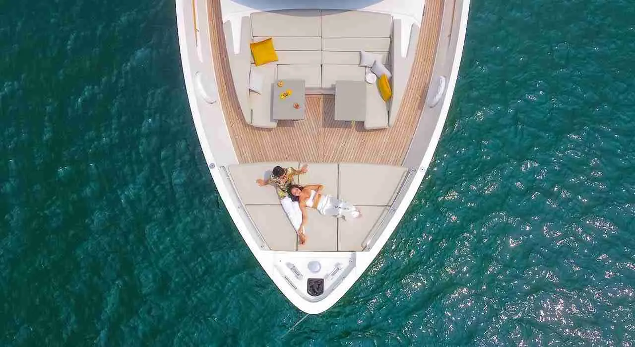 couple chilling on a yacht in Thailand