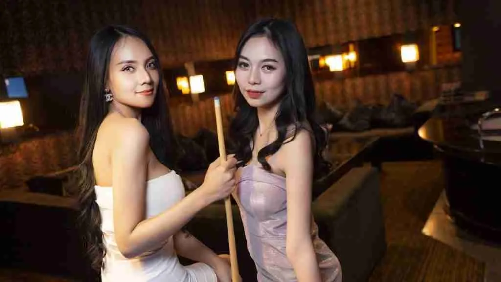 8 Best Luxury Gentlemen Clubs In Bangkok In 2024 4727