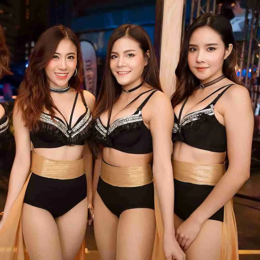 gorgeous Thai models at pool party in Bangkok